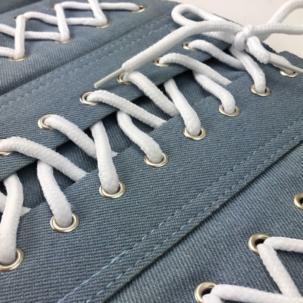 New Jennifer & Company light denim lace up belt